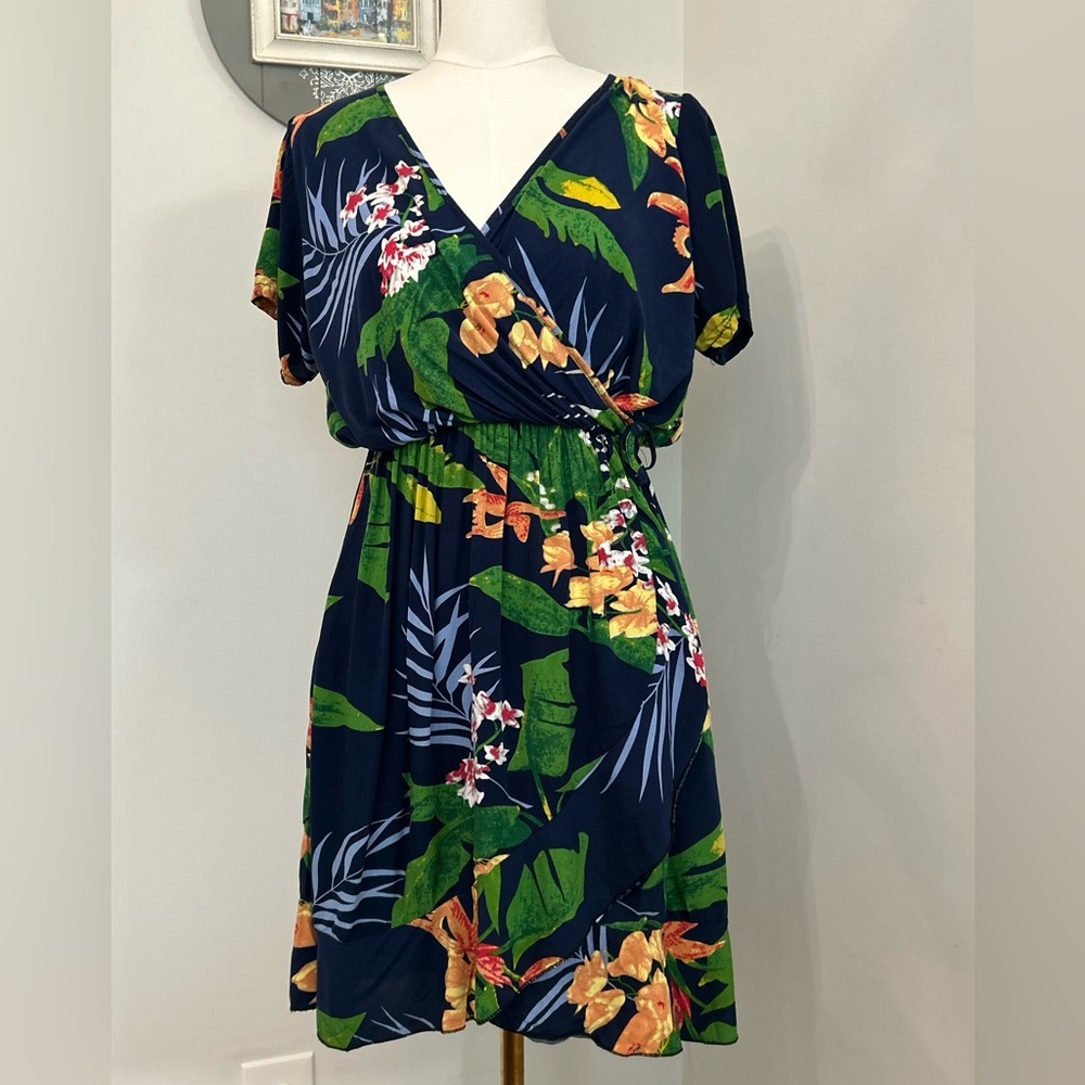 Floral Mini Dress Faux-Wrap Tropical Pattern Crossover Chest Short Sleeve Size M - Picture 1 of 9